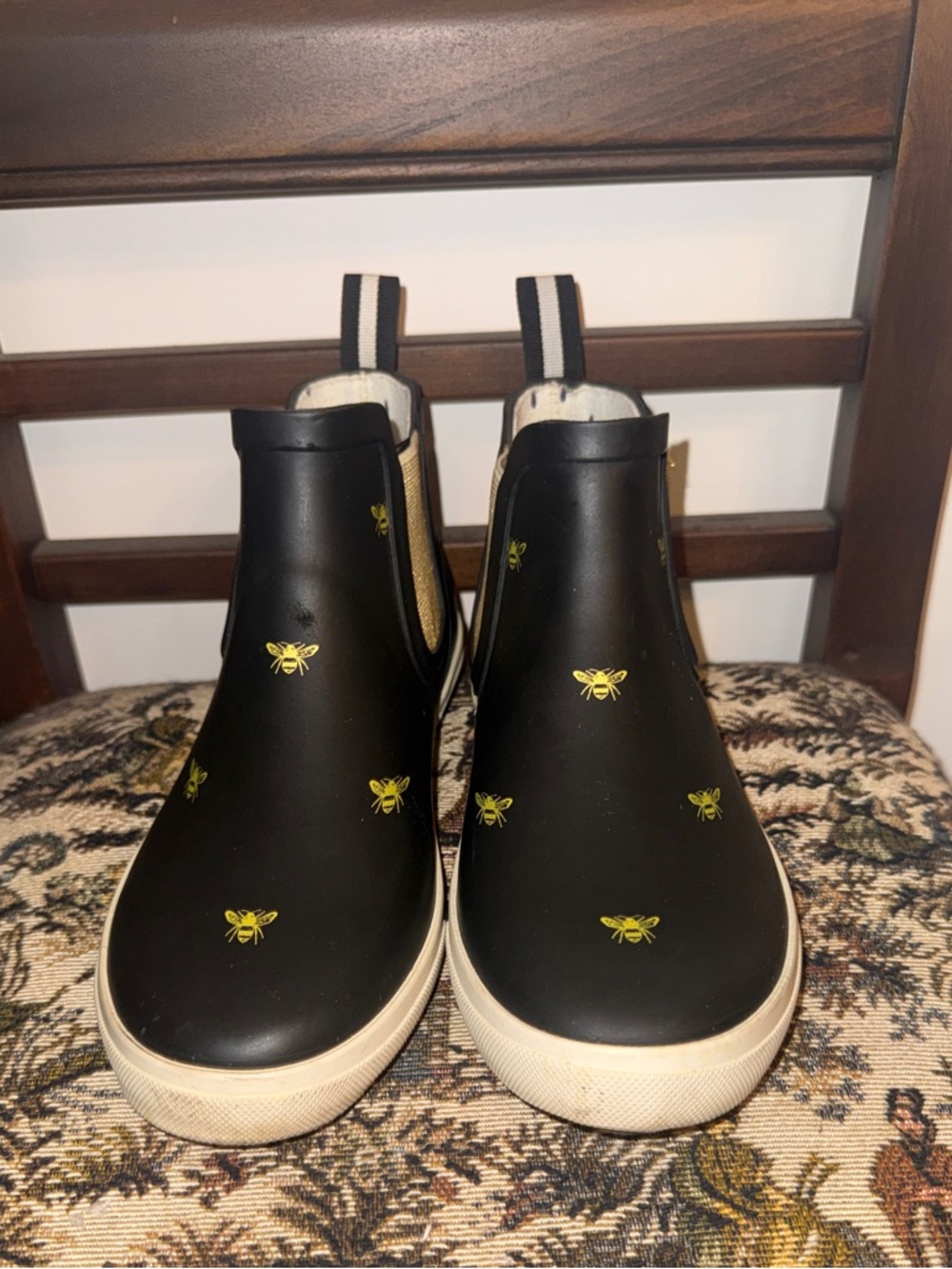 Joules Rainwell Bee Print Chelsea Rain Boots Black Gold Women’s US 7 EU 38 - Picture 12 of 16